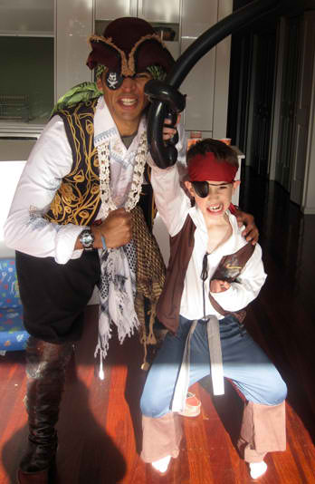 kids pirate party entertainers